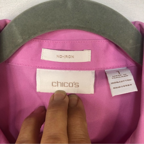 Chico’s Women’s Blouse Top Classic Curbed Hem Cuffed 3/4 Sleeve No Iron Cotton - Picture 6 of 9